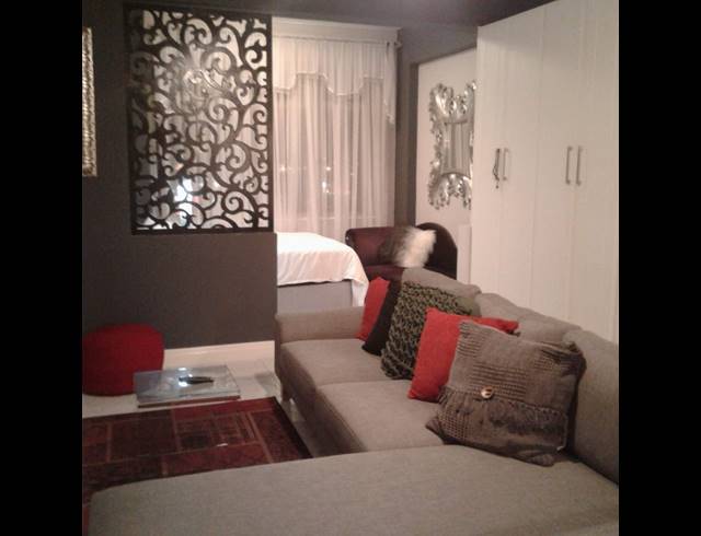 0.5 BEDROOM FLAT TO LET IN NORTH BEACH